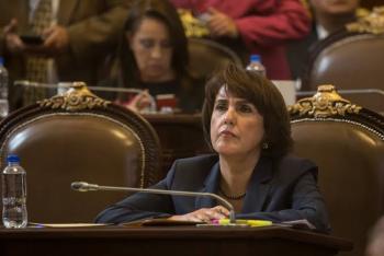 Urge atender problemática de centros urbanos del país, senadora Patricia Mercado