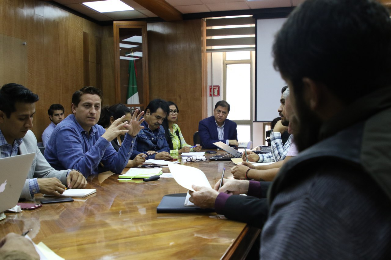 Néstor Núñez López encabeza mesa de trabajo con comités de la colonia Centro