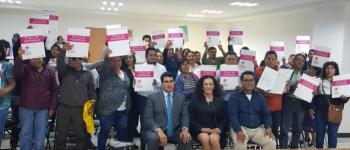 Entrega GCDMX 30 escrituras en predio de Mesa los Hornos
