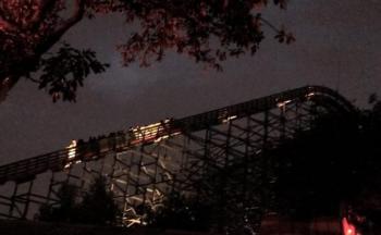 Falla juego mecánico en Six Flags México