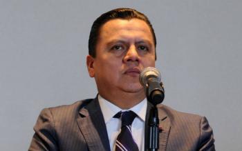 PRD acusa de inconstitucional consulta sobre NAICM