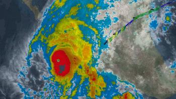 Embajada de EEUU lanza alerta por huracán Willa