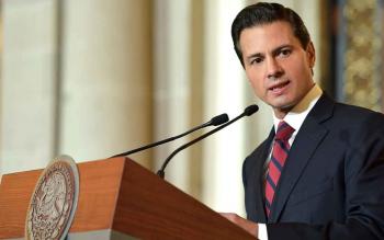 Peña pide a migrantes apegarse a la legalidad