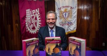 Presenta IPN el único libro de acutomomedicina en occidente