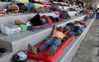 Suman 5 mil 500 migrantes en Ciudad Deportiva