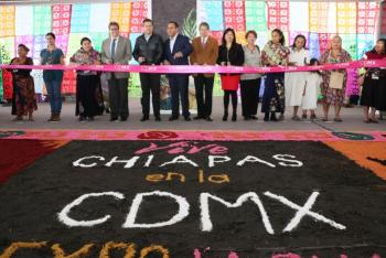 Inauguran Expo Vive Chiapas en el Zócalo de la CDMX