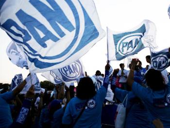 Desbandada en el PAN
