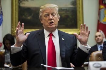 En restricción, medida de Trump contra migrantes