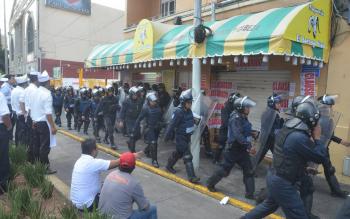 Desalojan taquería en Miguel Hidalgo