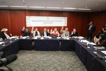 Refuerza Comisión derechos del consumidor