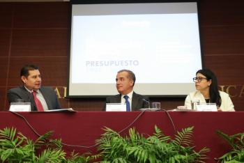 LA NEGOCIACIÓN POLÍTICA DEL PRESUPUESTO DE 2000 A LA FECHA, DIO LUGAR A LOS “MOCHES”