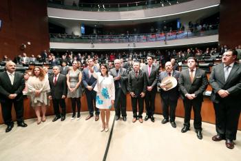 RATIFICAN Y PROTESTA NUEVA TITULAR DEL SAT