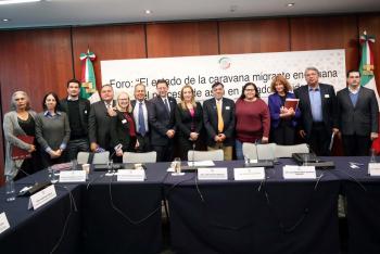 SENADORAS Y ESPECIALISTAS ANALIZAN POLÍTICA MIGRATORIA