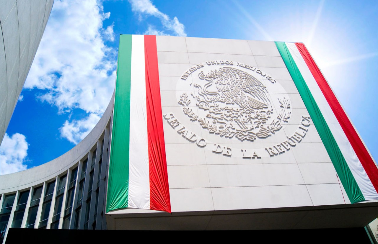 La televisión, el medio más utilizado por los mexicanos para informarse sobre el senado, señala el IBD