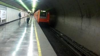 Muere hombre en la estación del Metro Viveros