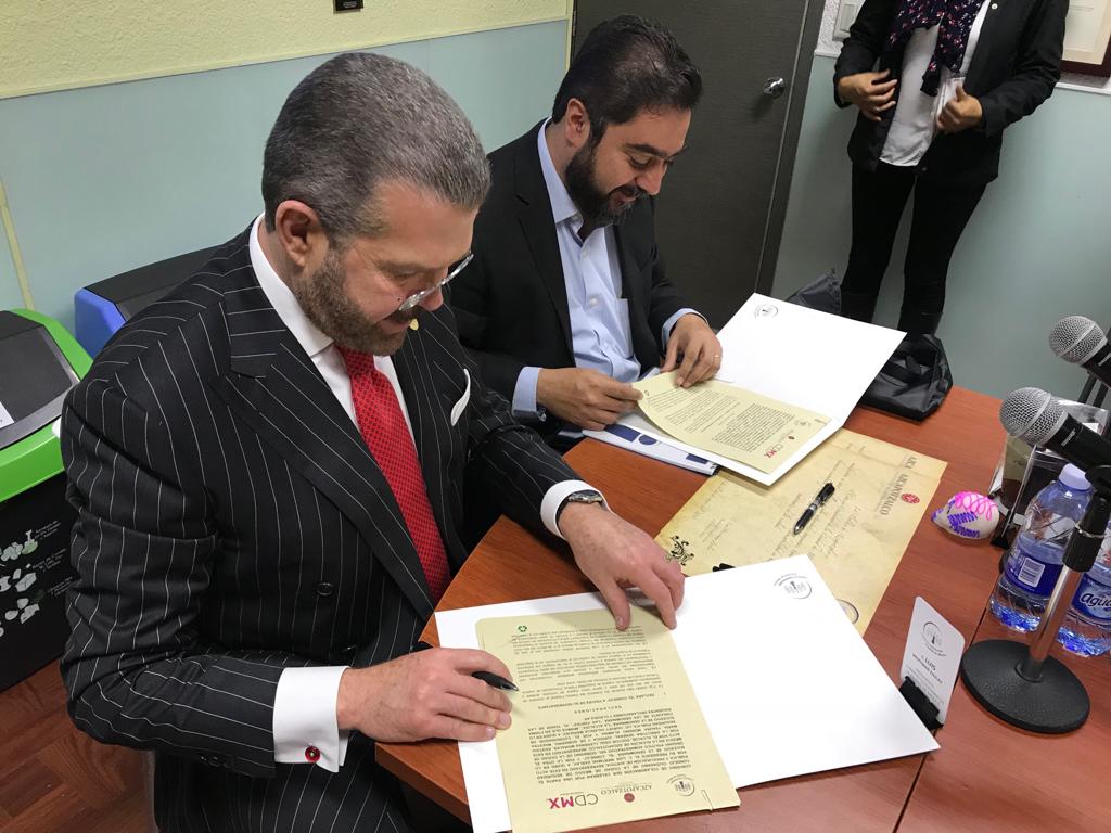  Firma Vidal Llerenas convenio con México Unido Contra la Delincuencia