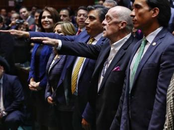  Toman protesta subgobernadores de Banxico