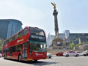 Ordena Juez retirar más de 800 anuncios publicitarios de Línea 7 del Metrobús