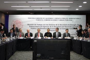 Comparece Energía y Pemex ante Comisión Permanente