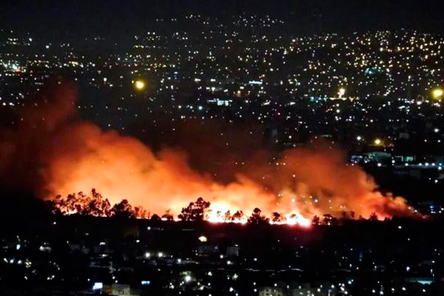 Apoya SSC en combate a incendio en el Parque Ecológico de Xochimilco