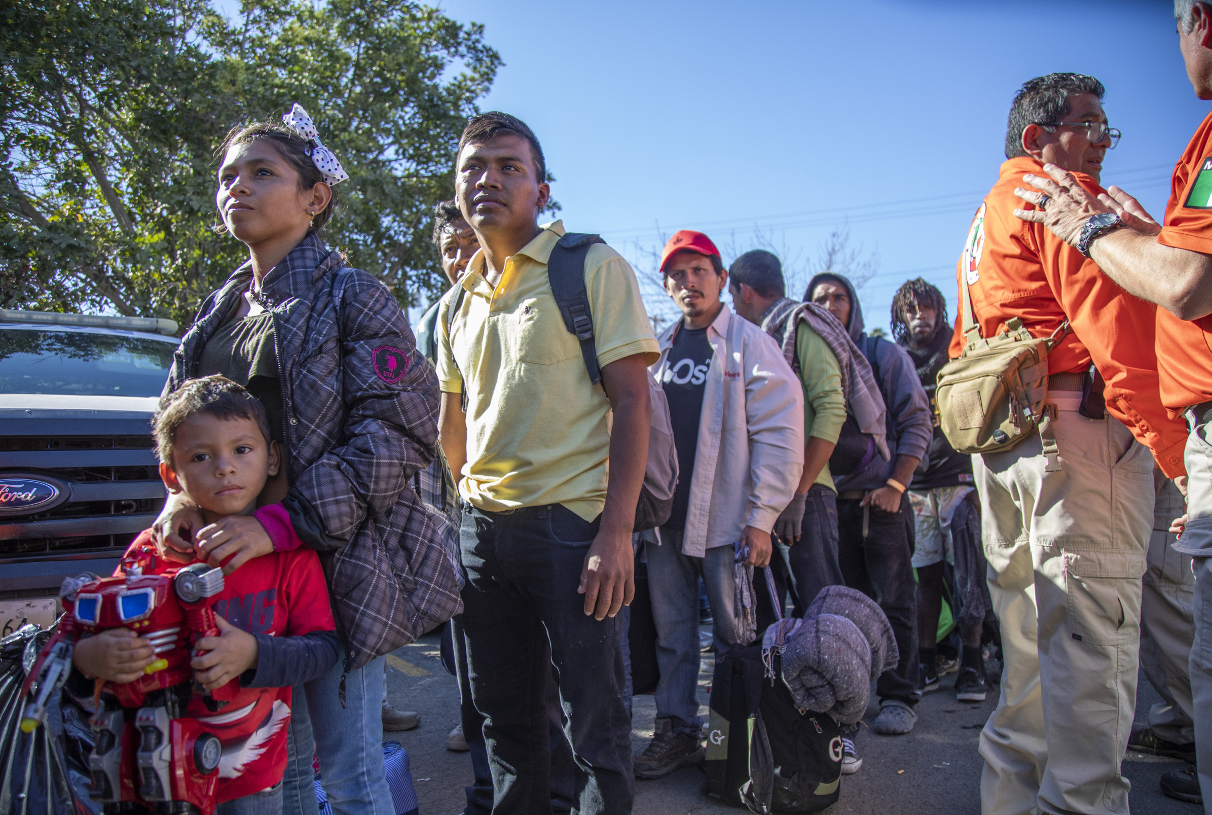 Piden migrantes regresar a su país
