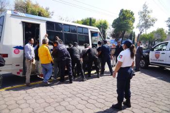 Aumentan 800 policías para cuidar el transporte público