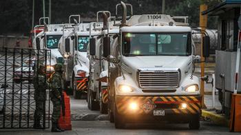 Llegan 50 pipas al país para distribuir combustible