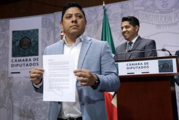 Ricardo Gallardo renuncia al PRD