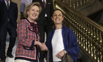 Condecora Sheinbaum a princesa de Bélgica como huésped distinguida