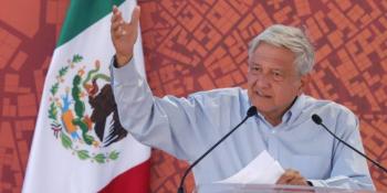 Cancela AMLO mina en BCS