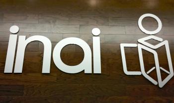 Piden senadores al INAI garantizar protección de datos