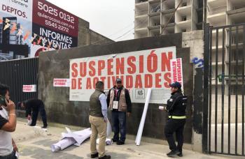 Suspenden obra en Amsterdam 143