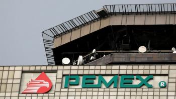 Pemex no cumple transparencia, acusan organizaciones