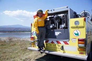 Proteger al bosque y evitar incendios forestales, es su vocación