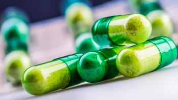 Beneficiadas al menos 10 empresas con monopolio de medicamentos