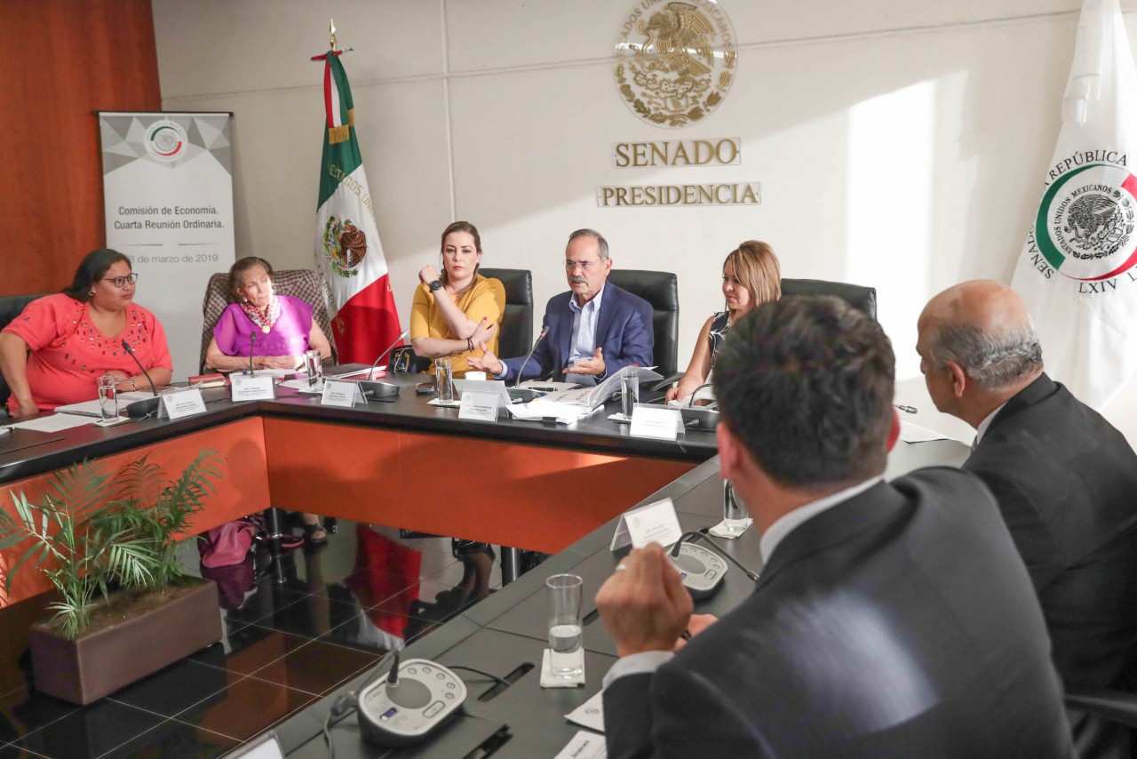Que la Secretaría de Economía negocie para exentar a México del arancel al acero y aluminio impuesto por EU, plantean