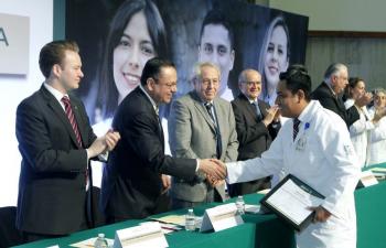 Apuesta IMSS por clínicas de tiempo completo, Médico en tu casa y Telemedicina