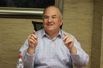 Acusan a Armando Villarreal por desvío de 300 mdp