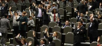 En San Lázaro aprueban Reforma Educativa