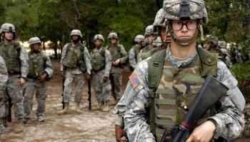 Despliegan a militares a la frontera con México