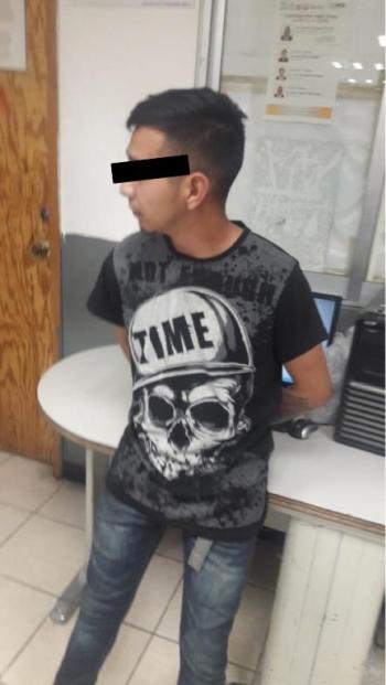 Una persona que agredió a una Oficial de la Policía Capitalina fue arrestada por la SSC