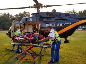 Cóndor de la SSC brinda apoyo de Ambulancia Aérea para una mujer en la Alcaldía Xochimilco