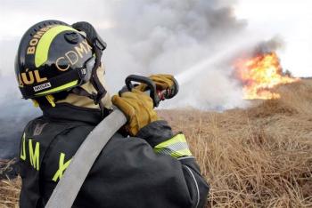 Combate Gobierno de la Ciudad de México coordinadamente con la Federación incendio forestal en Milpa Alta