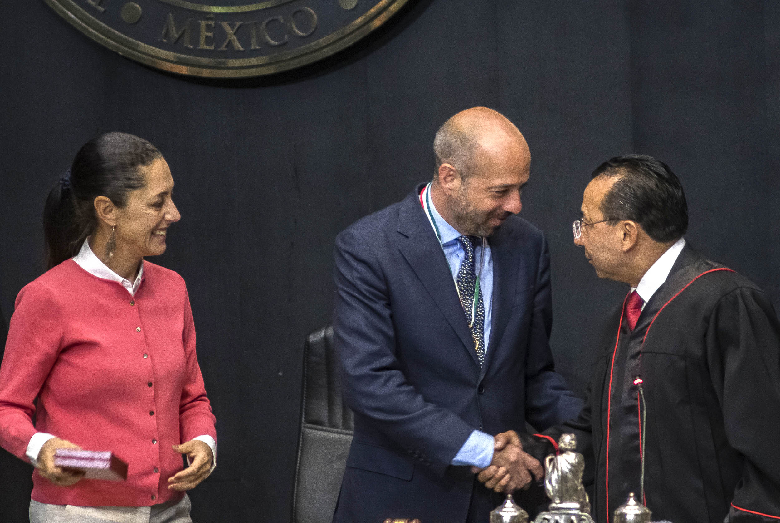 Distingue Poder Judicial de la CDMX al Instituto de Investigaciones Jurídicas de la UNAM