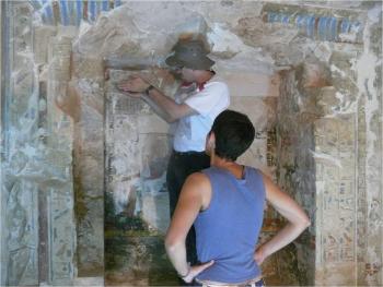 En coloquio internacional dan a conocer los avances en la conservación de la Tumba Tebana 39