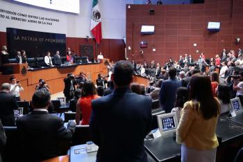Homenaje póstumo al pintor Rafael Coronel