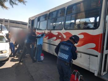Policías de la SSC implementan acciones de seguridad en diferentes paraderos