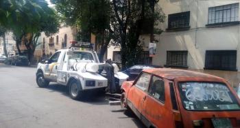 Limpiarán Xochimilco de autos chatarra