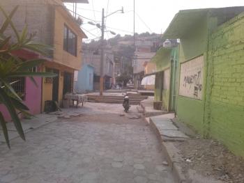 Policías de la SSC detienen a un menor de edad por presunto robo a transeúnte en Iztapalapa