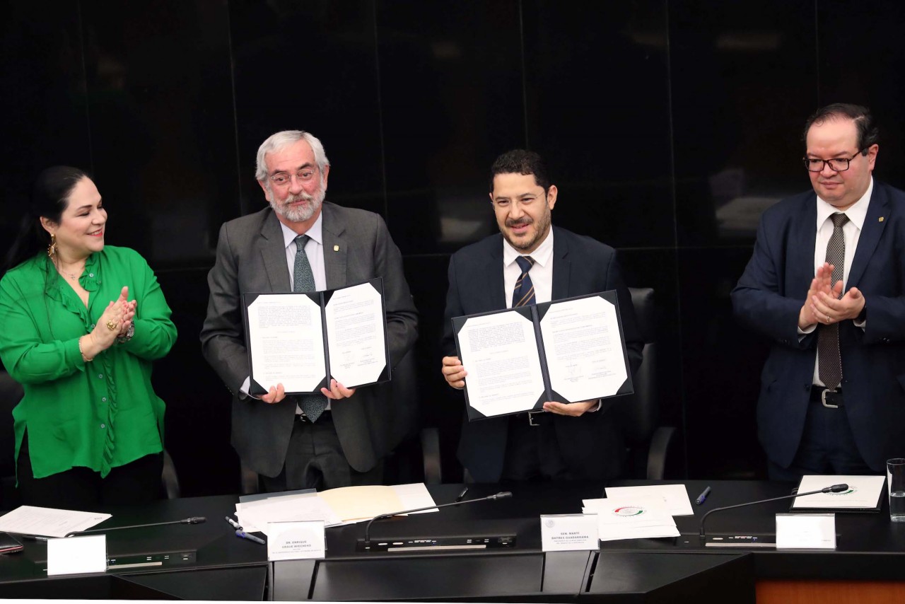 Senado y UNAM firman convenio de colaboración académica